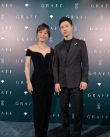 孙俪妈妈羡慕女儿能和马龙合影:我好喜欢他的