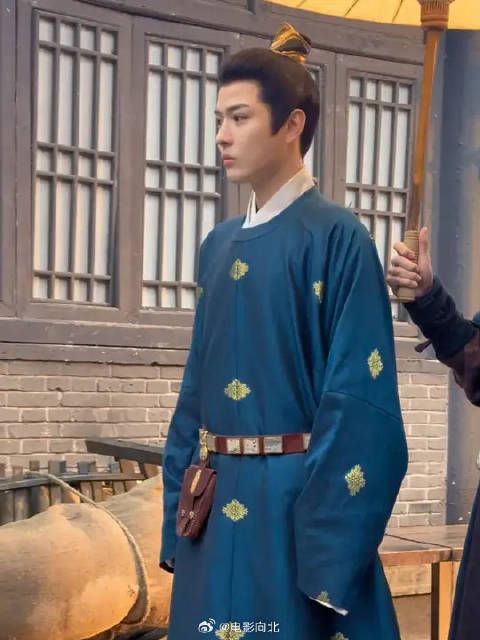 出场晚的坏处就是 你们都在追新剧了 我却还在发折淙的物料