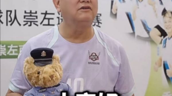 陈百祥“港普”普法宣传,网友:还是直接说粤语吧