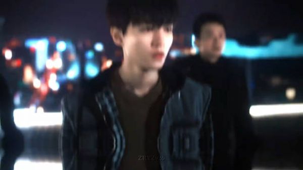 张译王俊凯主演《重生之门》开播三周年