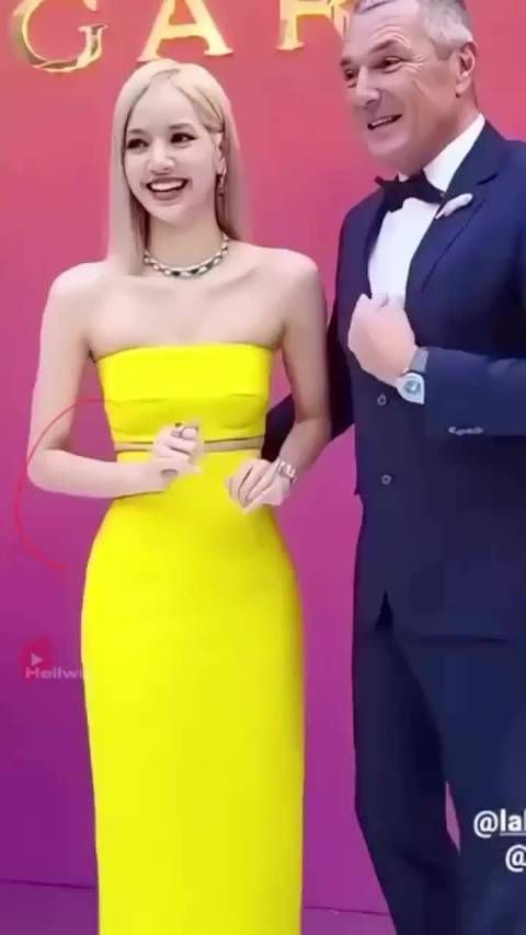 宝格丽这个老外，中外女明星都抹遍了 lisa也不敢拒绝