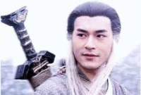 他是杨过的徒弟,武功高深莫测,打遍天下无敌手,还自创一个门派