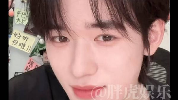 宋亚轩荒岛搭帐篷情绪稳定不抱怨