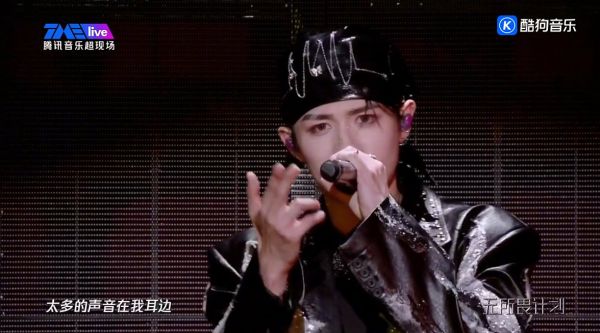 朱志鑫登陆少年演唱会个人表演舞台《To Angel（致天使）+Sticky》