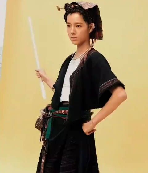 她资源怎么这么好