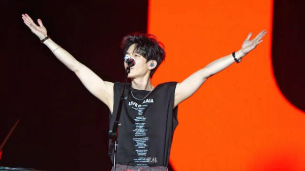 哦莫,这肌肉抖动! 是不是你们最爱看的涂鸦森林!