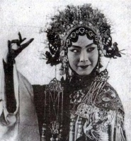原创53年前,38岁的她以自杀方式结束生命,令王冠亚心痛半生