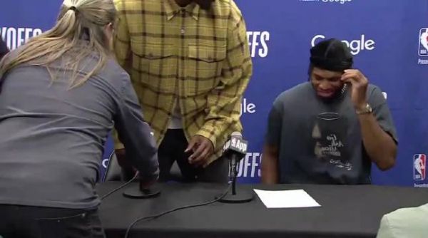 希尔德自称蝙蝠侠拯救一切，巴特勒回应仍是罗宾