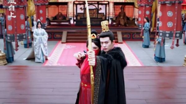 任嘉伦彭小苒风凰台上,期待了!真是好一对生死鸳鸯!