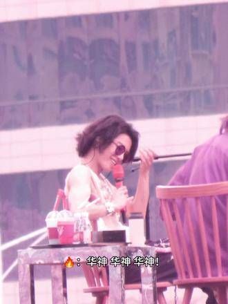 好热爱这样的相聚时光，畅所欲言，毫无顾虑地表达自己