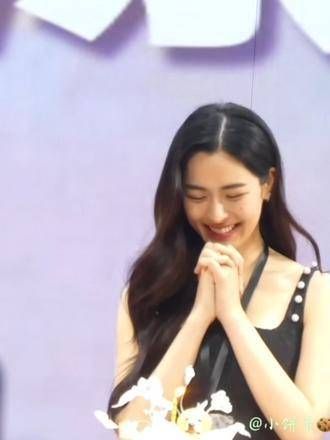 新的一岁，愿你更加幸运一些 linglingkwong