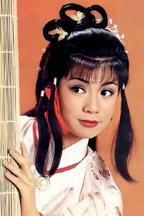 也许只有80、90后才明白，83版之后再无黄蓉！