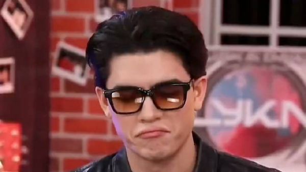 帅小伙儿的确是养眼的存在