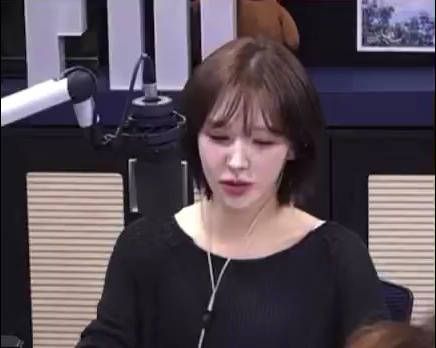 我现在正在上课呢，课程已经开始了，在上发声训练课，唱歌真是永无止境啊，得更加努力才行！