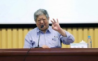 文化名家进校园,红学家张庆善带首都大学生共读《红楼梦》