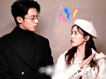 姐姐自然得宠着爱撒娇的弟弟啦