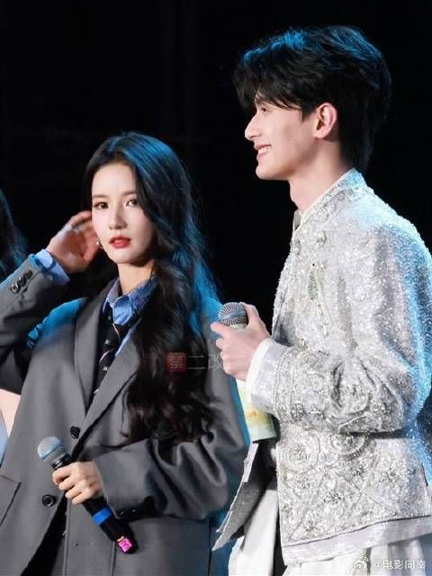 提到宝宝 姐夫的嘴角比AK还难压