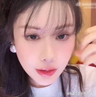 网红韦雪官宣与男朋友分手，分手的人那么多，分分合合也很正常