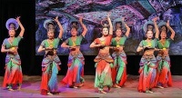 “古韵今风”:开罗掀起中国舞蹈热