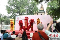 古寺吟诗赏民俗 五塔寺端午文化嘉年华在京举办