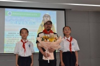 文学作舟梦启航!作家彭绪洛走进平顶山市诚朴路小学开展公益讲座