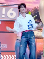这一刻@时代少年团-丁程鑫 又跳舞啦!太帅了!青春洋溢