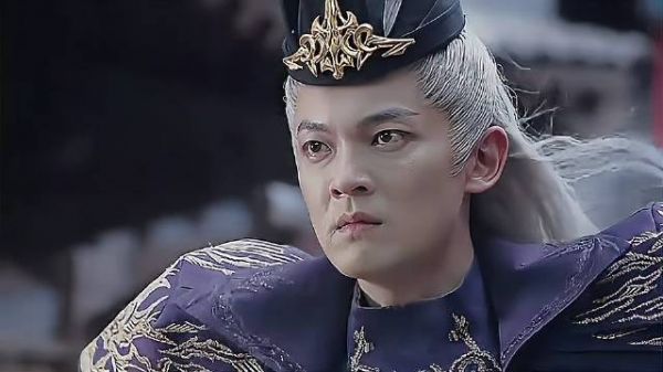 我叫南宫春水,比李长生更厉害的人
