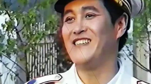 笑对人生，永远保持微笑，赵本山早期小品，你看过吗？来看看