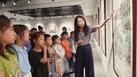 “跟着艺术游兰州”百名小画家走进兰州美术馆
