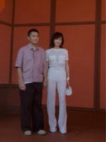 刘嘉玲梁朝伟紧握双手名场面+1，i人e人的对比再次上演