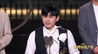 恭喜张杰曜北斗巡回演唱会微博电影之夜年度创新突破影片