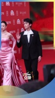 吴磊电影节走了三次红毯