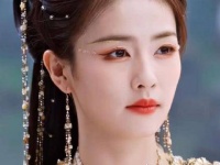 花如月重返宗门受敬仰,青阳曲星蛮态度依旧