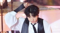 田柾国那年今日 220616 MCD 抖落纸片的时候就像小狗勾晃小脑袋一样!