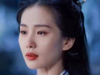 刘诗诗《一念关山》造型简约显韵味