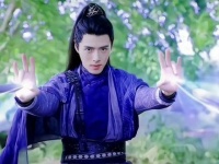 方逸伦《一念关山》角色反差引热议