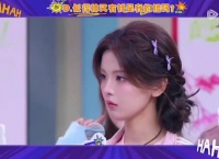 杨超越直播中本能反应引热议