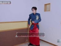 刘宇宁综艺表演高难度动作小球纹丝不动