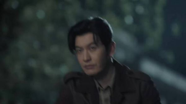 黄晓明精准判断局势设局除掉徐文前