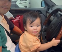 林子祥:与叶蒨文相爱33年，成龙都成他的迷弟，今三代同堂好温馨