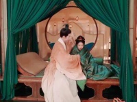 这一段真的太喜欢了，这显然就是小情侣！