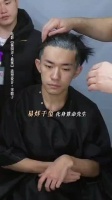 易烊千玺为《酱园弄》剃光头戴眼罩重塑宋瞎子