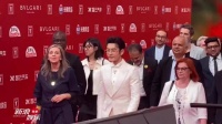 黄晓明全白西装亮相闭幕红毯