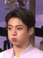 田柾国晒照问朱古力是否好吃