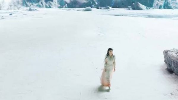 白鹿发视频告别临江仙角色阿月