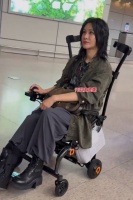 尚雯婕回应轮椅出行：勿担心！不慎脚崴暂需代步