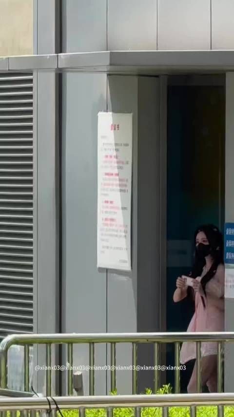 孟子义持姜桃花工牌录节目，新剧今晚开播
