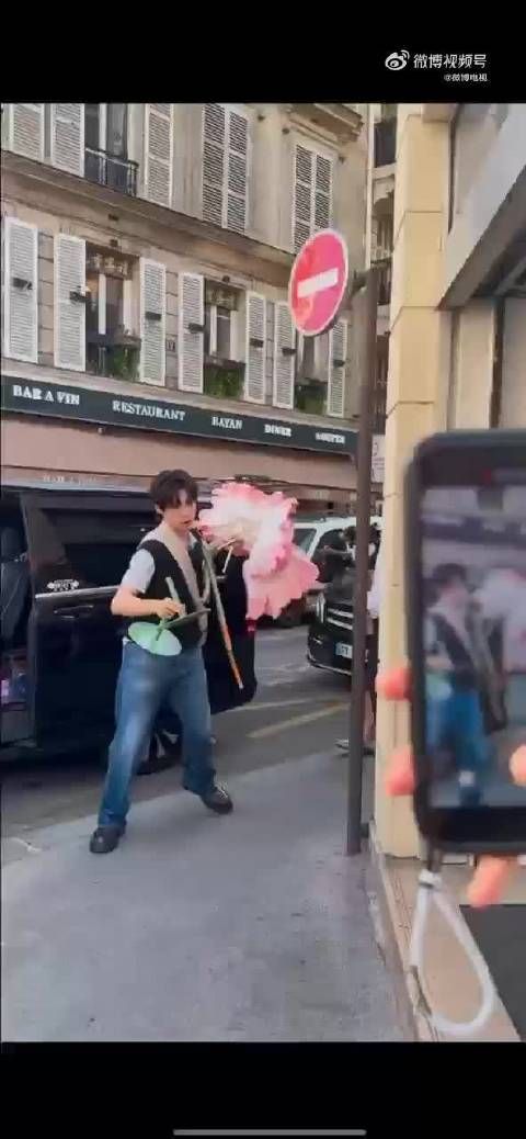 颜安、毕雯珺同框少年感爆棚，适配度满分！狠狠期待开播！