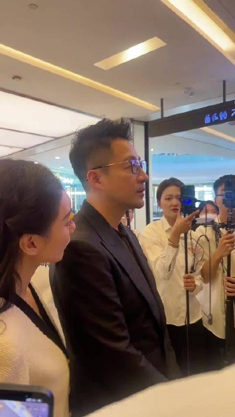 汪小菲和马筱梅现在除了带孩子,就是认真搞事业,两个人在一起真的是很搭哦