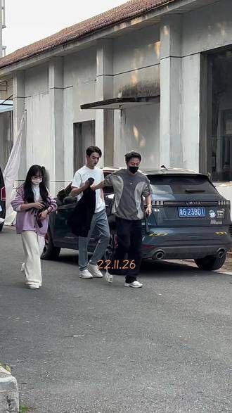你就像一颗糖果，总让人回味那甜蜜的味道，今天也是帅气满满的小阳华